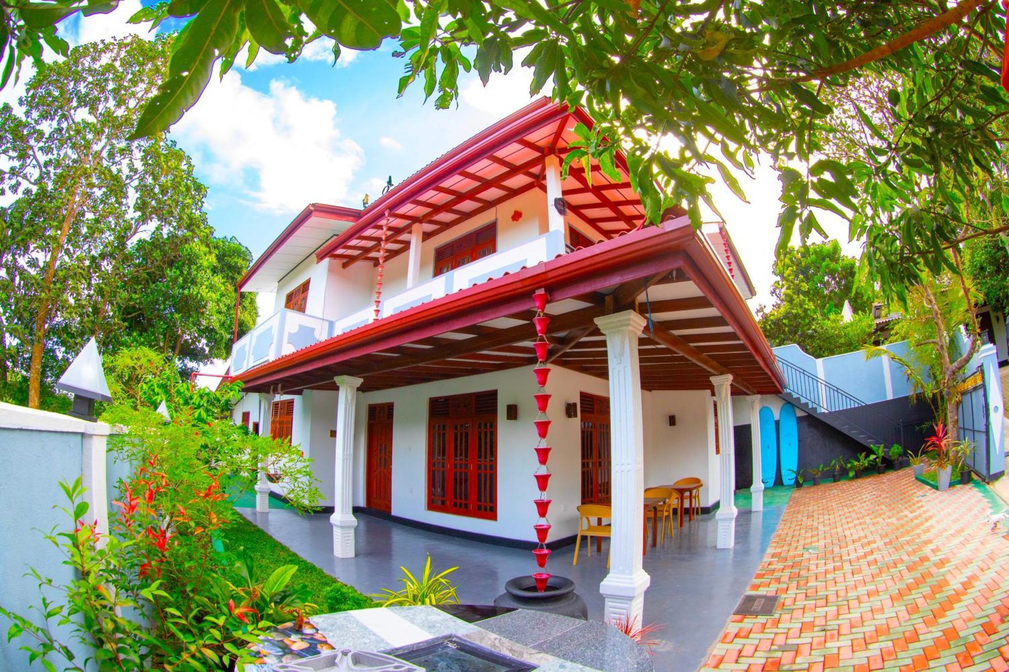 Dinsara Pearl Villa Weligama Bagian luar foto