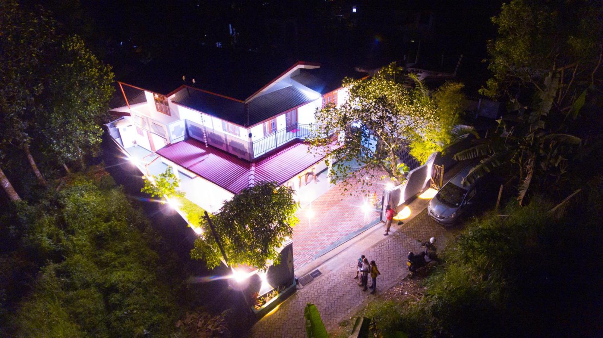Dinsara Pearl Villa Weligama Bagian luar foto