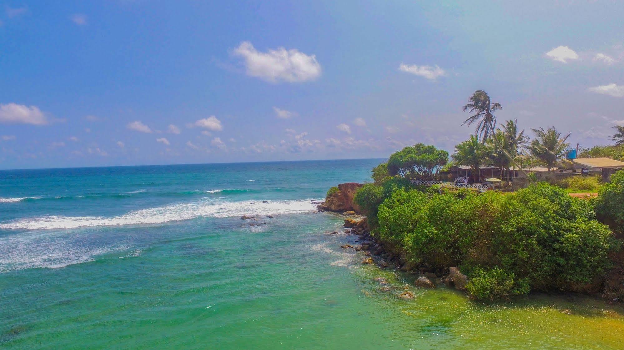 Dinsara Pearl Villa Weligama Bagian luar foto