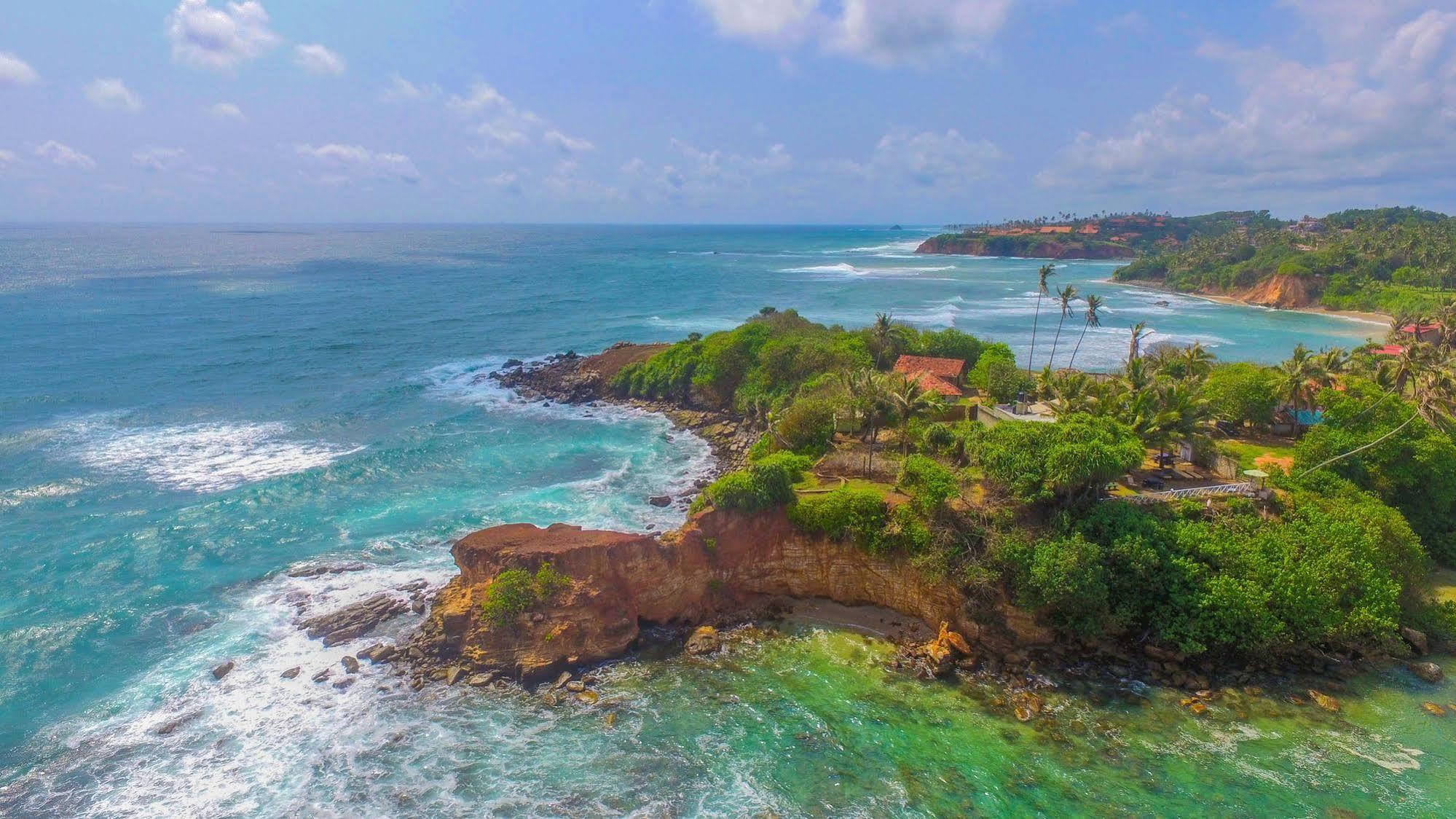 Dinsara Pearl Villa Weligama Bagian luar foto